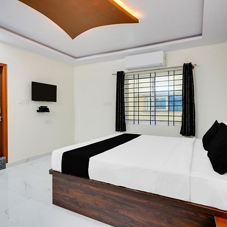 Townhouse Bidadi Formerly Royal Garuda Exterior photo