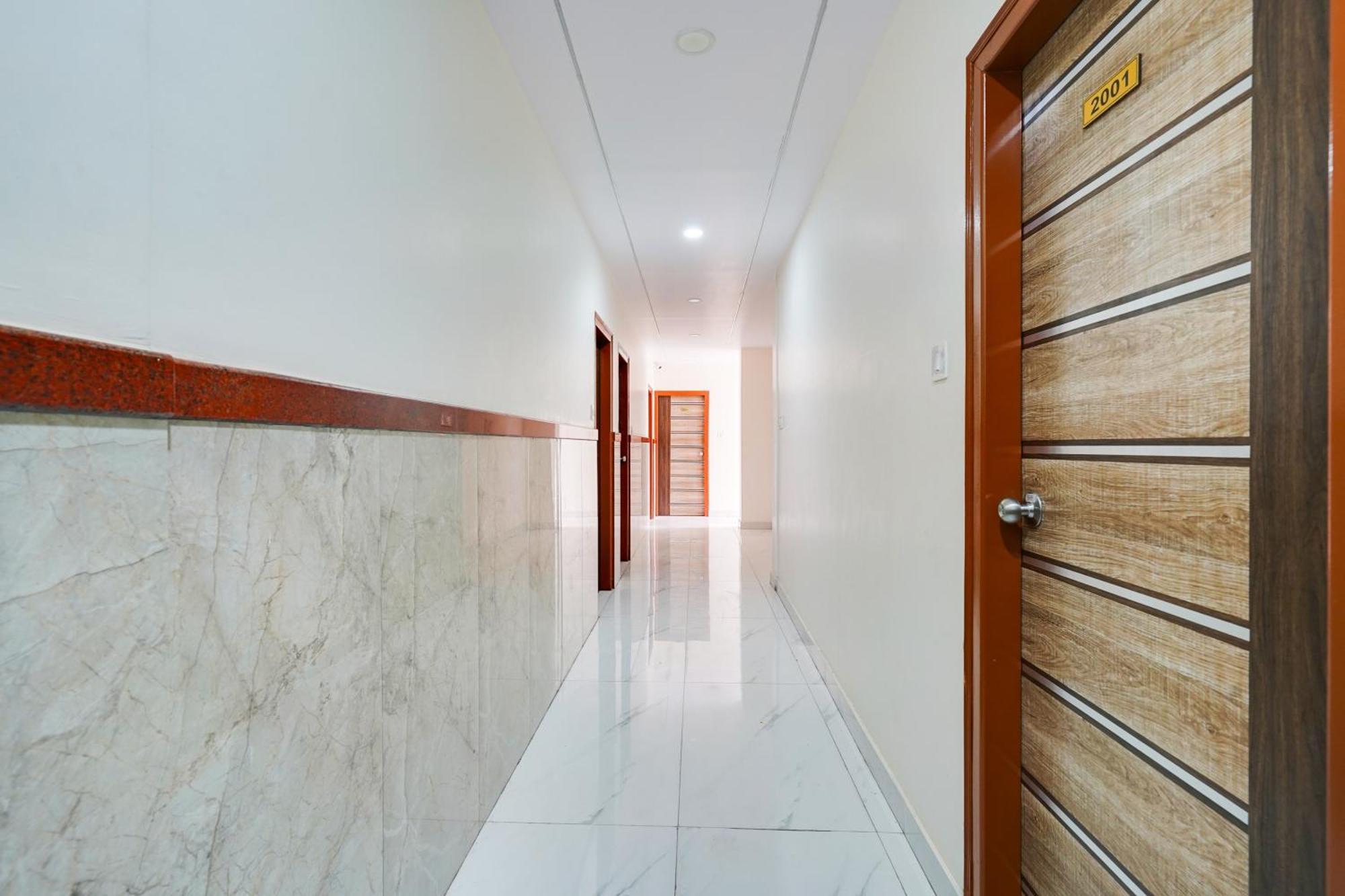 Townhouse Bidadi Formerly Royal Garuda Exterior photo