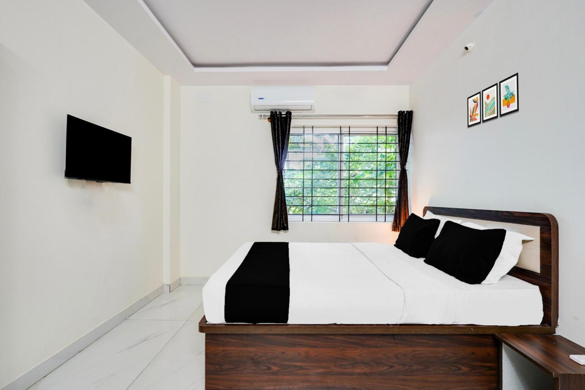 Townhouse Bidadi Formerly Royal Garuda Exterior photo